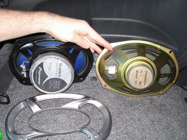Name:  speaker-battery002.jpg
Views: 56
Size:  71.6 KB