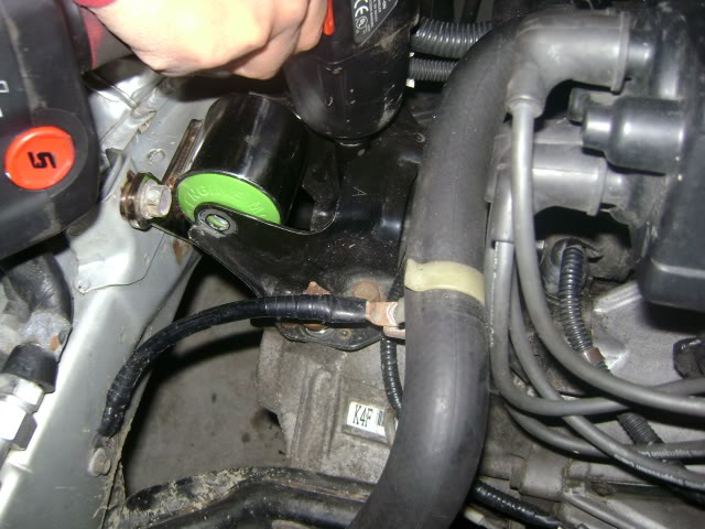 Name:  042810-DropMountsinstalled2.jpg
Views: 40
Size:  83.1 KB