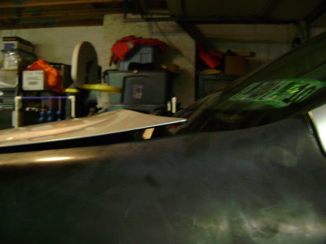 Name:  Hoodpropped115091.jpg
Views: 59
Size:  55.6 KB
