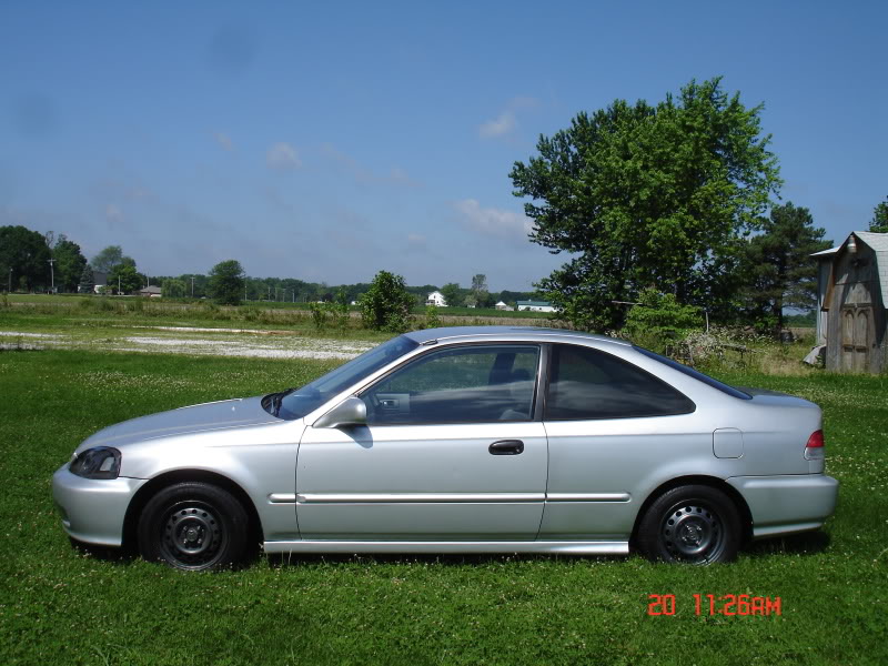 Name:  6-20-09civic-02.jpg
Views: 56
Size:  121.8 KB