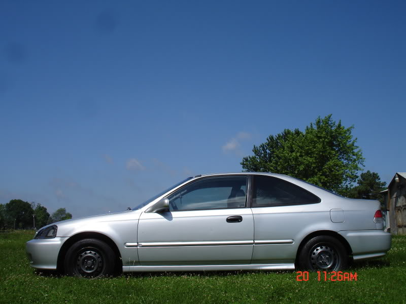 Name:  6-20-09civic-03.jpg
Views: 58
Size:  70.9 KB