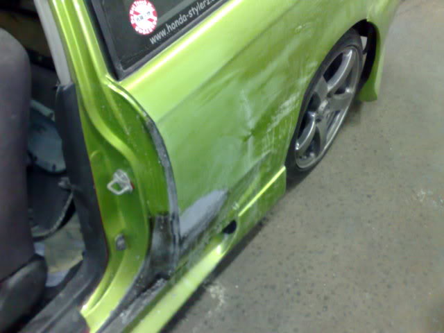 Name:  20112008175.jpg
Views: 44
Size:  37.8 KB