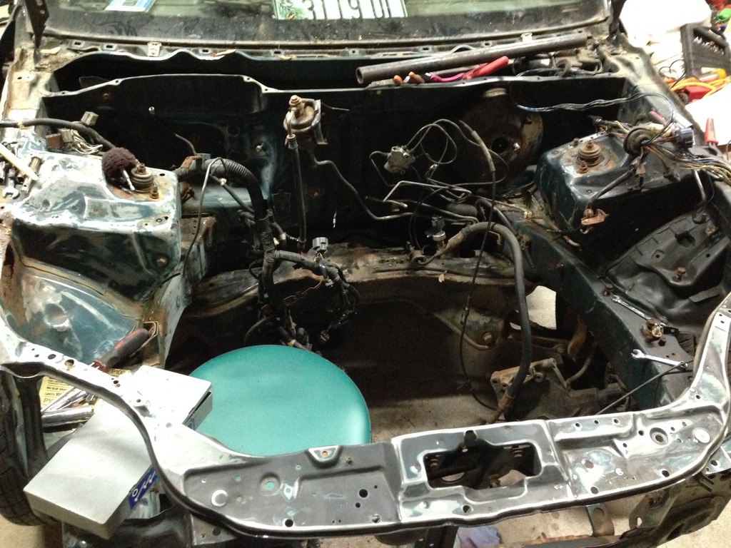 Name: Engine%20Bay%201.jpg
Views: 777
Size: 266.0 KB