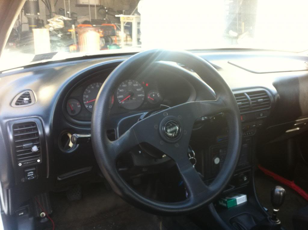 Name:  022413-Momosteeringwheelinstalled1_zps4a507e74.jpg
Views: 44
Size:  59.4 KB