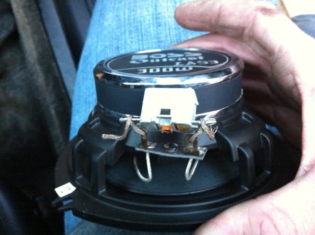 Name: 112512-Badspeakerwiring.jpg
Views: 60
Size: 83.9 KB