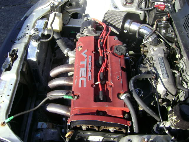 Name:  020512-RywiredEngineBay2.jpg
Views: 40
Size:  85.2 KB