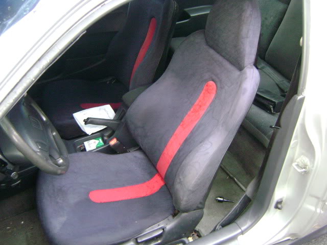 Name:  081511-RedStripeDelSolSeats1.jpg
Views: 41
Size:  47.2 KB