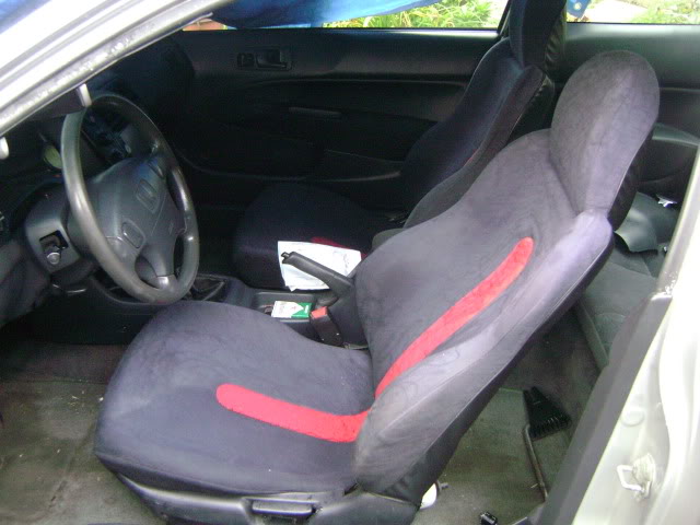 Name:  081511-RedStripeDelSolSeats2.jpg
Views: 35
Size:  48.7 KB