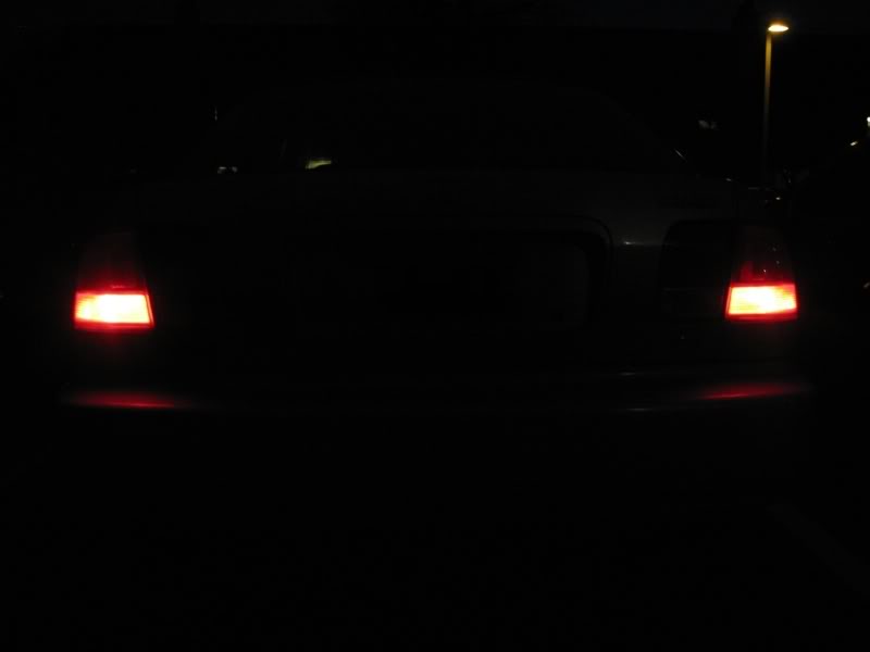 Name:  redblinkersIMG_1018.jpg
Views: 60
Size:  11.8 KB
