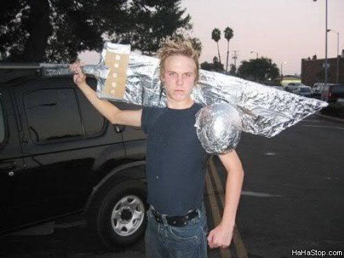 Name: Nice_Sword.jpg
Views: 65
Size: 29.9 KB