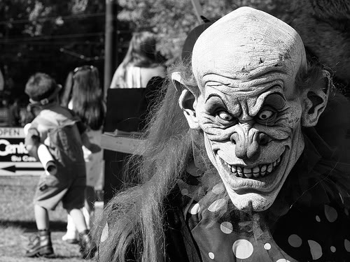 Name:  scary_clown.jpg
Views: 28
Size:  55.2 KB