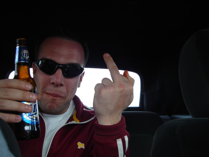 Name: drinkinincar.jpg
Views: 33
Size: 30.1 KB