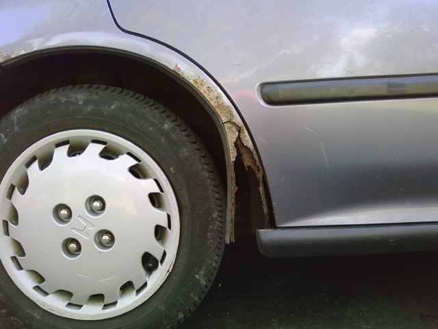Name:  PassengerRearWheelRust2.jpg
Views: 43
Size:  35.1 KB