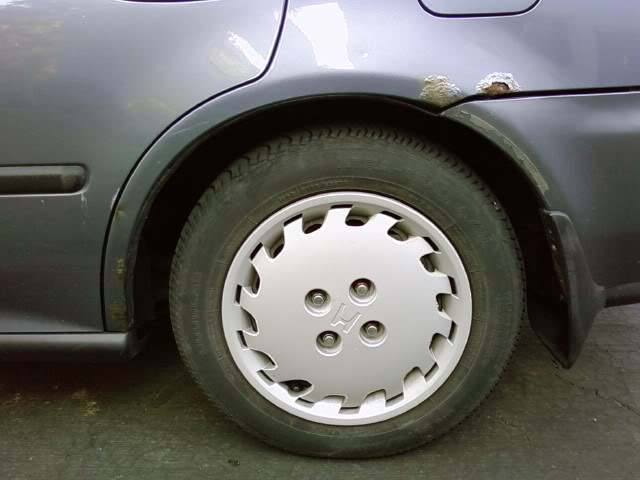 Name:  DriverRearWheelRust.jpg
Views: 51
Size:  37.9 KB