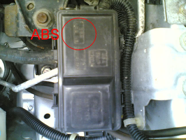 Name: fusebox.jpg
Views: 41
Size: 45.8 KB