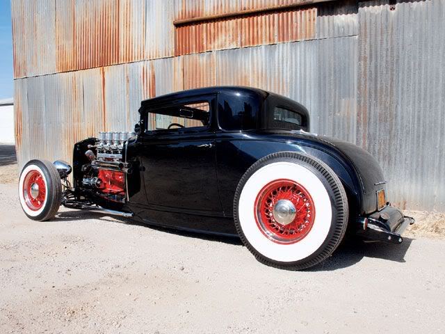 Name: 0802rc_07_z1932_ford_chevy_couperear_left_view.jpg
Views: 1575
Size: 61.5 KB