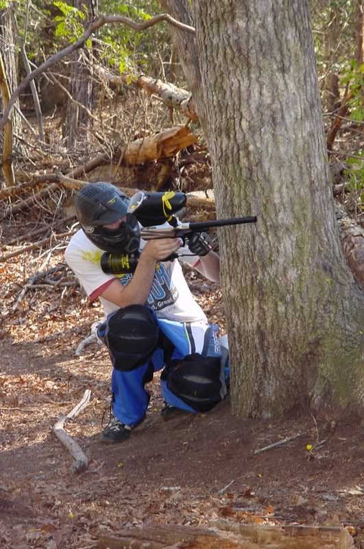 Name:  DarrenShooting.jpg
Views: 82
Size:  127.8 KB
