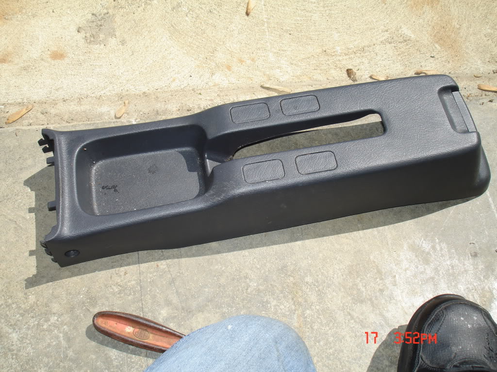 Name:  stuffforsale09-013.jpg
Views: 202
Size:  226.4 KB