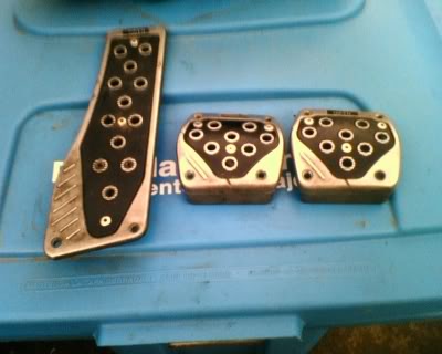 Name: pedals.jpg
Views: 33
Size: 19.8 KB