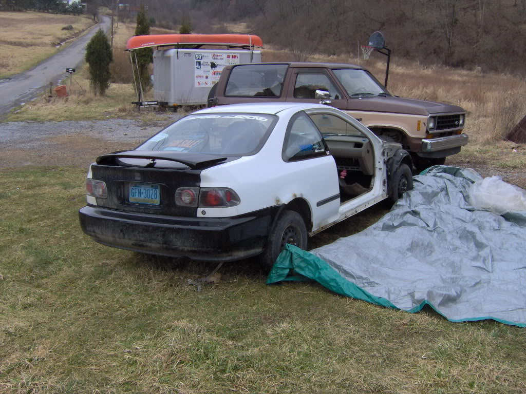 Name: crash002.jpg
Views: 24
Size: 174.9 KB
